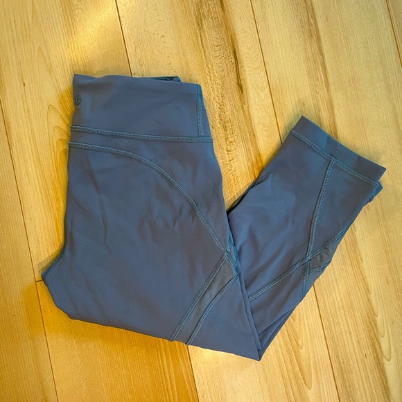 Lululemon Cropped Blue Leggings - Picture 1 of 5
